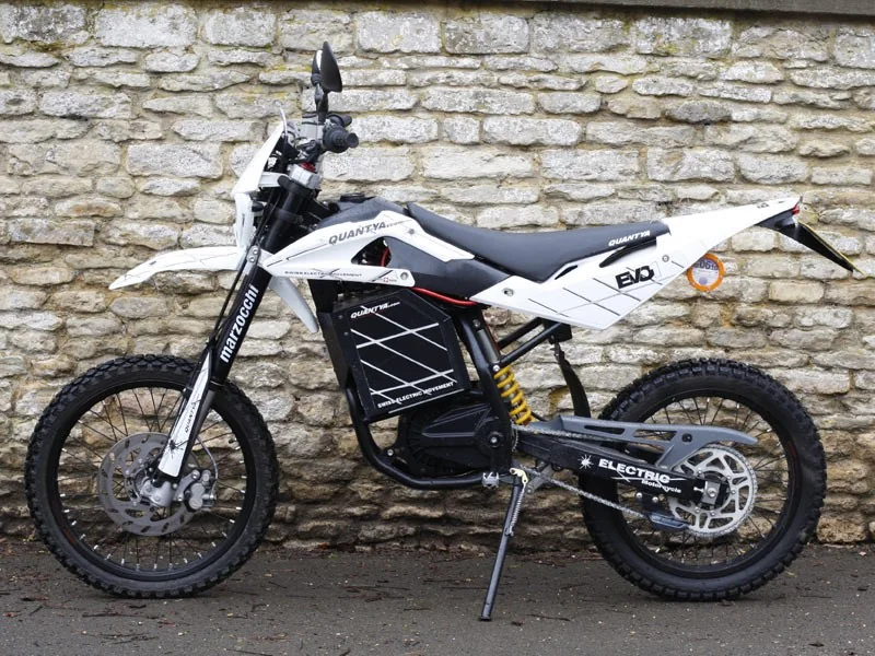 Evo1 Track QuantayaParx