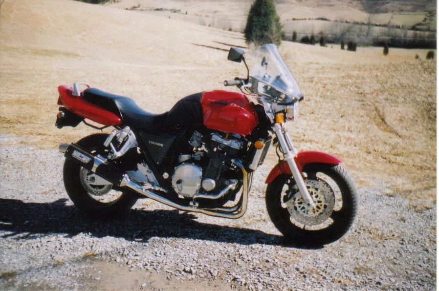 CB 1000 F