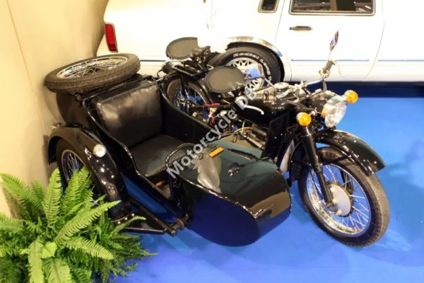 750 BG (with sidecar)