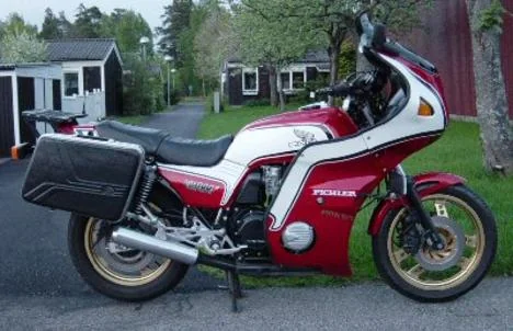 CB 1100 F (reduced effect)