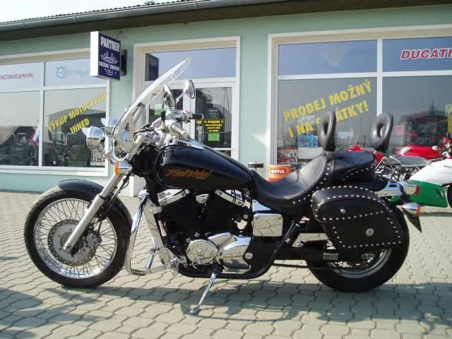 VT 750 C3 DC Black Widow