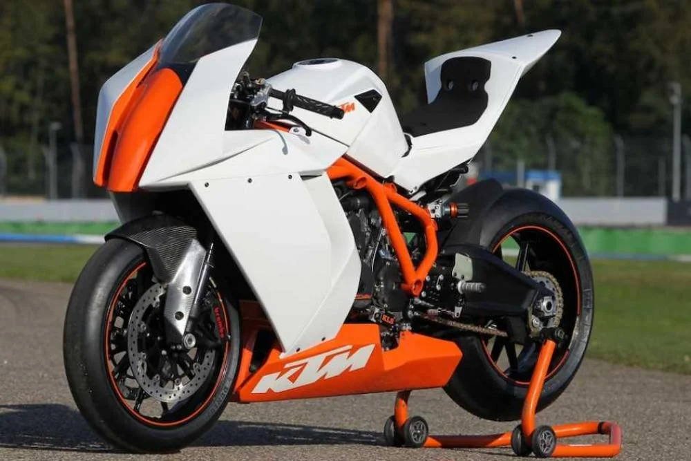 1190 RC8 R Track