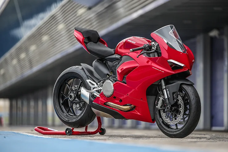 Panigale V2