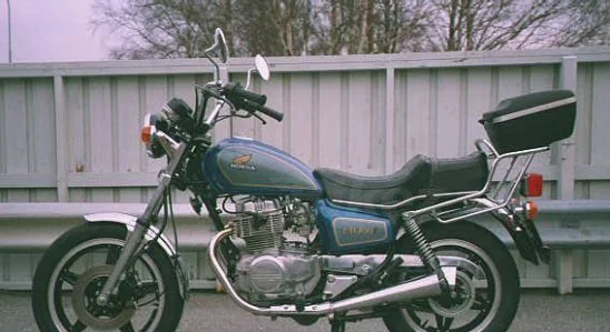 CM 400 T (reduced effect)