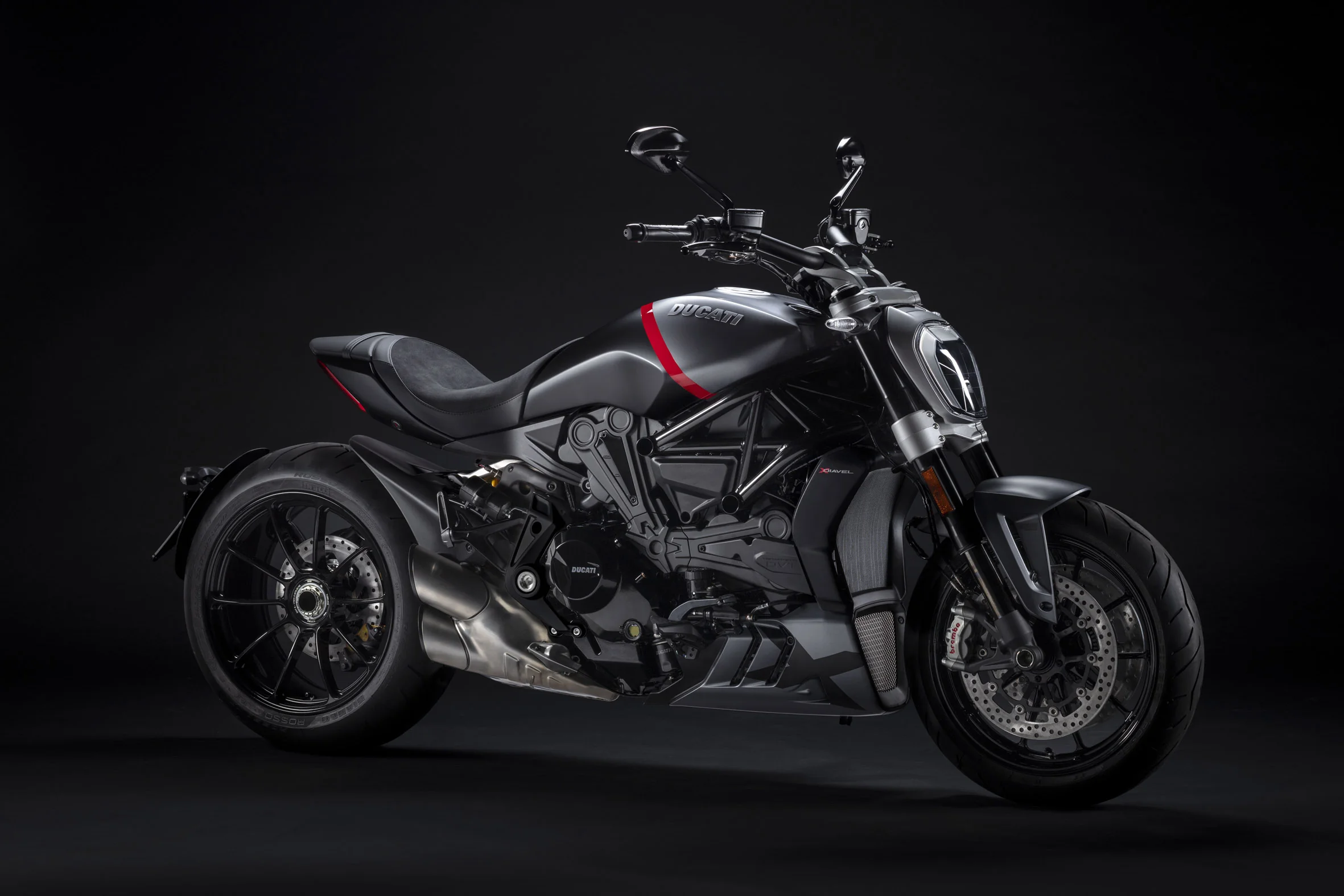 XDiavel Dark