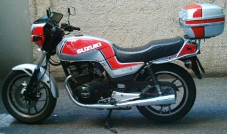 GSX 250 E Black Hawk