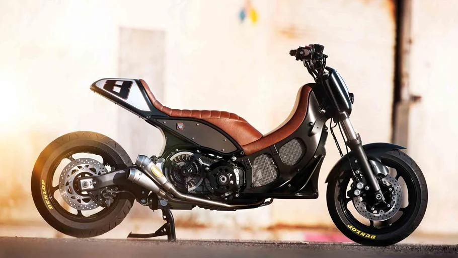 TMAX Hyper Roland Sands