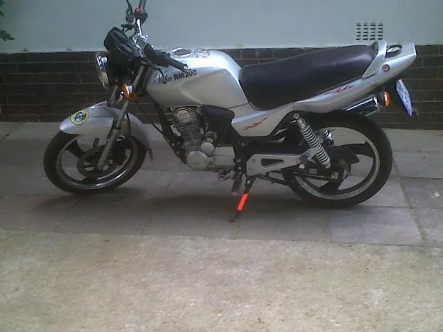 RM 200