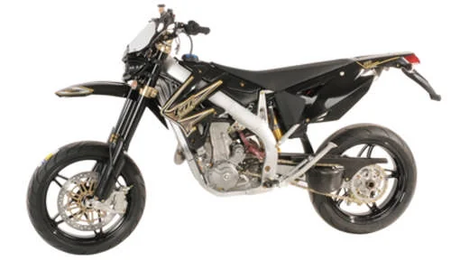 SMM 530 F Black Dream