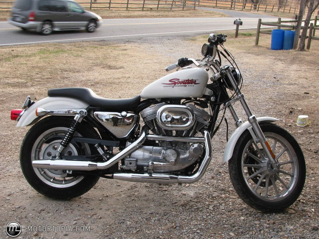 Sportster 883