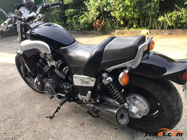 Alpha 250 V-Twin Classic