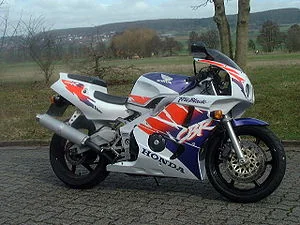 CBR 400 RR Fireblade