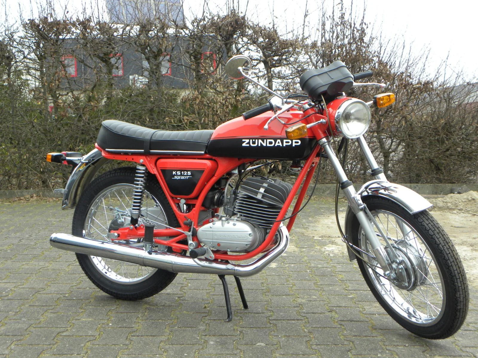 KS 125 Sport