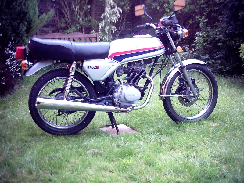 CB 100 N
